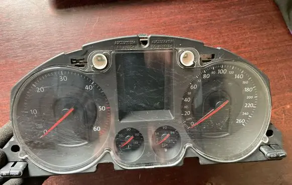 Volkswagen PASSAT B6 Speedometer (instrument cluster) A2C53194181