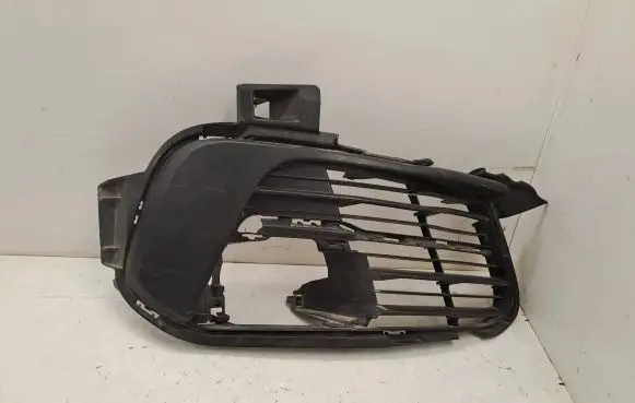 Peugeot 308 Front bumper lower grill AA38255582 99694480 D53934