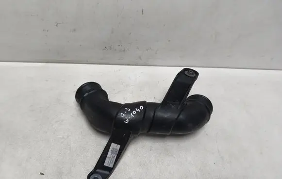 Intercooler hose/pipe