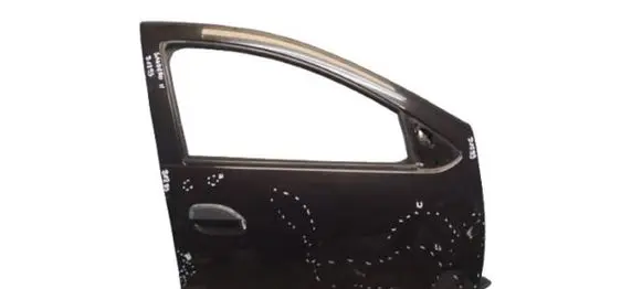 Dacia Sandero Front door