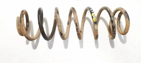 Volkswagen Polo IV 9N3 Rear coil spring