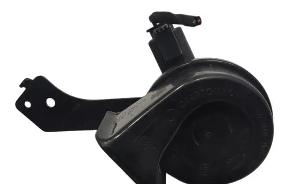 Infiniti Q30 Horn signal