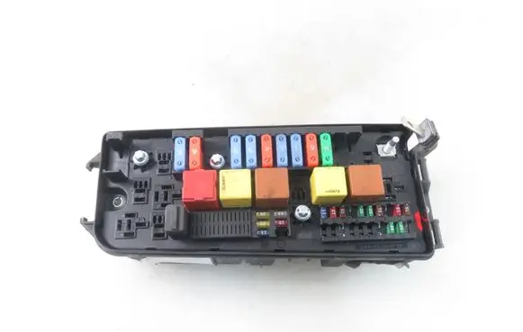 Opel Vectra C Central body control module 519066005 13144709UQ