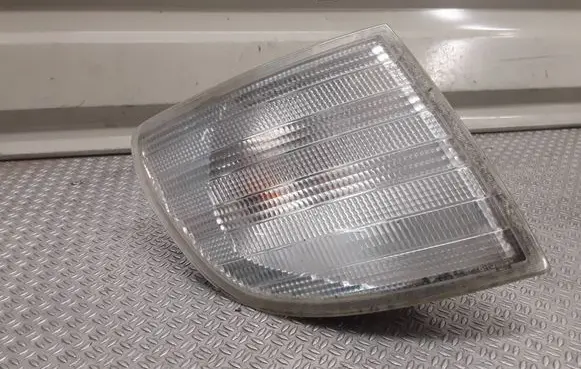 Mercedes-Benz Vito Viano W638 Front indicator light 