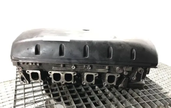 Volkswagen Touareg I Engine head R070103373A