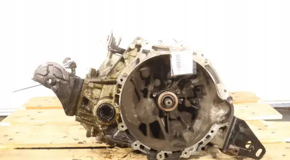 Toyota Auris E210 Manual 5 speed gearbox