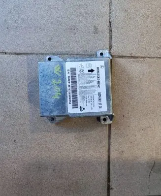 Mercedes-Benz C W204 Airbag control unit/module A2049012704 5WK44739