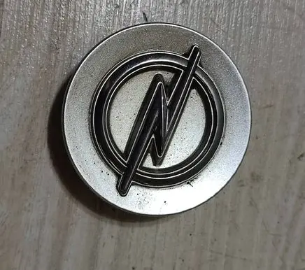 Nissan Qashqai Original wheel cap 9833365680