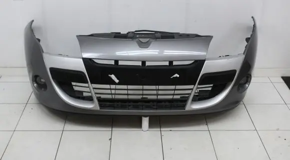 Renault Megane III Front bumper 