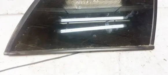 Volkswagen PASSAT B3 Rear side window