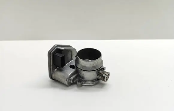 BMW 5 E60 E61 Throttle valve 7804384 780438401 B71931299