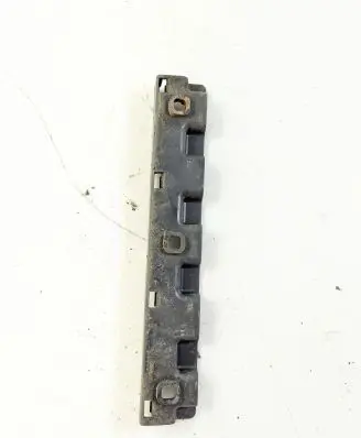 BMW 6 E63 E64 Fender mounting bracket 7072875