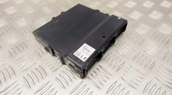 Toyota Prius (XW50) Other control units/modules 8998147480