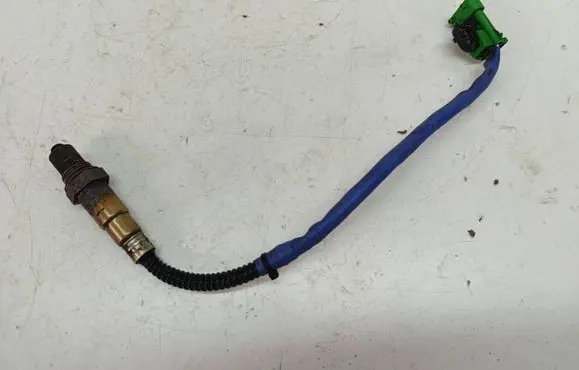 Peugeot 301 Lambda probe sensor 0258006028