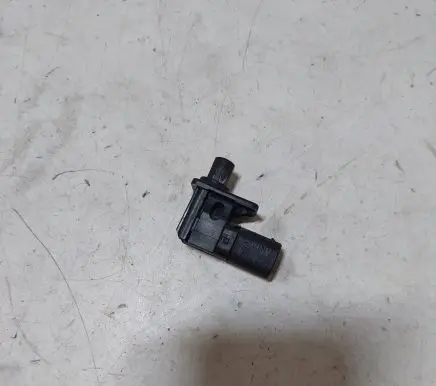 BMW X3 E83 Bonnet alarm switch sensor 8352229