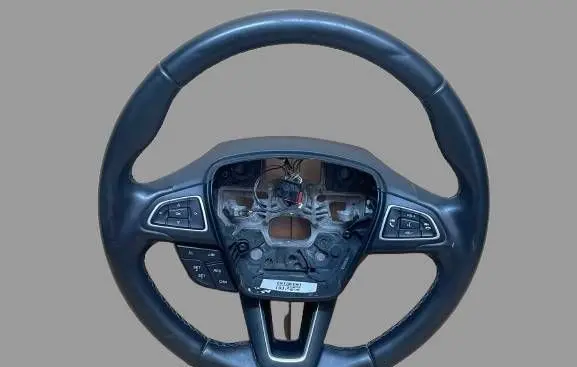 Ford Focus Steering wheel