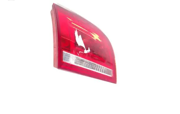 Tailgate rear/tail lights