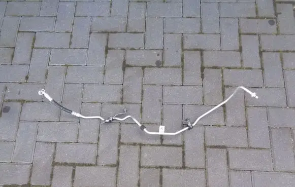Alfa Romeo Stelvio Gearbox oil cooler pipe/hose 