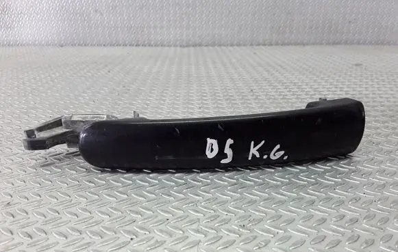 Volkswagen PASSAT B5 Rear door exterior handle 3B0837207