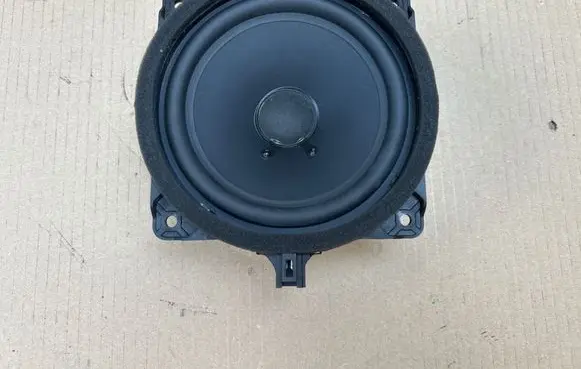 Hyundai i40 Front door speaker 963303Z051