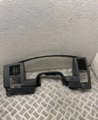 Dodge Durango II Dashboard trim 5hy55trmadd 1041370T 18469