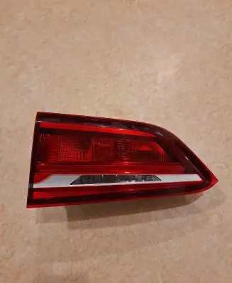 BMW X1 F48 F49 Tailgate rear/tail lights 7350696