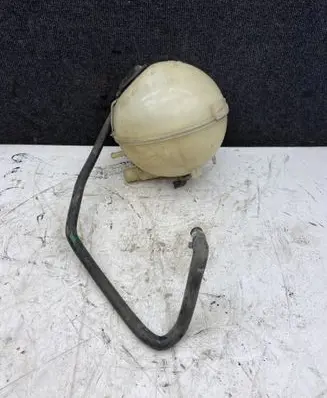 Mercedes-Benz Vito Viano W639 Coolant expansion tank/reservoir A6395010503