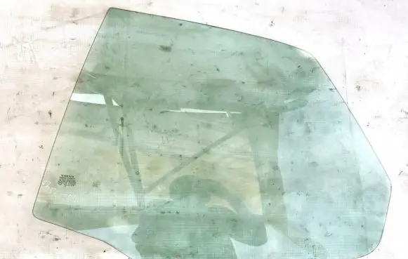 Volvo S40, V40 Rear door window glass