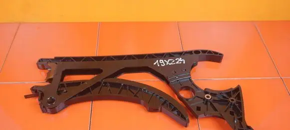 BMW 3 E90 E91 Slide rail for timing chain 7516096 N43B20A