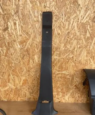 BMW 5 E28 (A) pillar trim