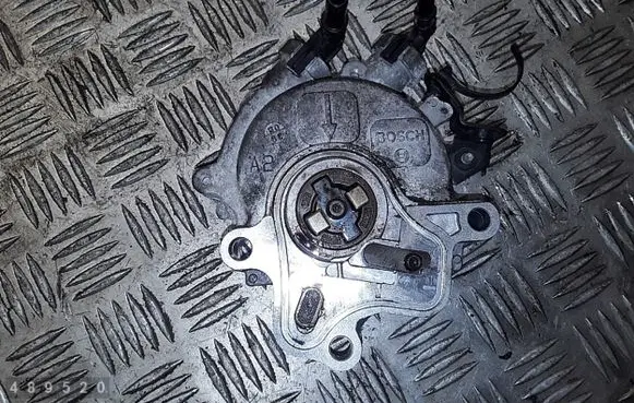 Citroen C6 Vacuum pump 4r8q2a451ae