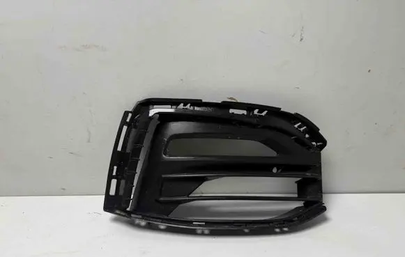 BMW 1 F40 Front grill 7459719 5A39385