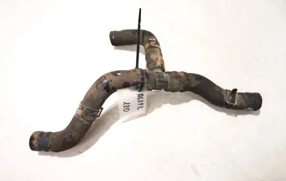 Toyota Avensis Verso Engine coolant pipe/hose