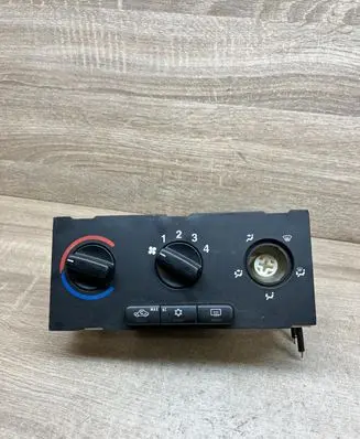 Opel Zafira A Climate control unit 08210000 56341