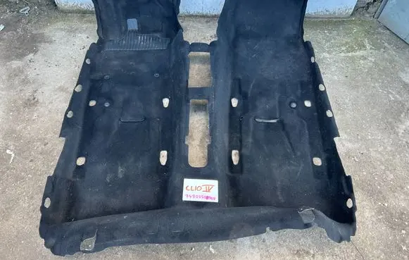 Renault Clio IV Interior carpet 749025098R