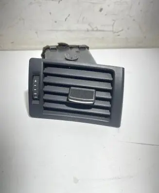 Audi A4 S4 B6 8E 8H Dash center air vent grill 438401 8E0820902F