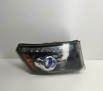 Dodge RAM 1500 DS Headlight/headlamp