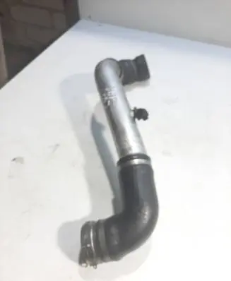 Intercooler hose/pipe