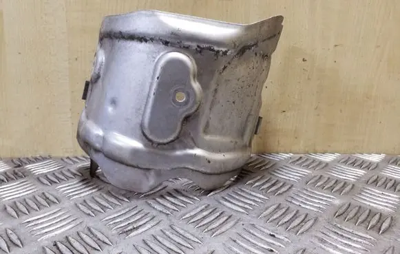 Ford Mondeo MK IV Exhaust heat shield AM519N454DB