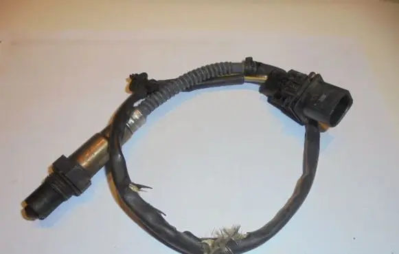 Ford Kuga II Lambda probe sensor 9670608880