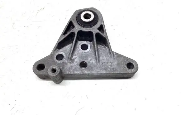 Volvo S60 Engine mounting bracket 31262936