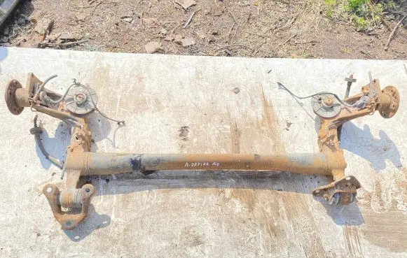 Opel Zafira A Rear axle beam 