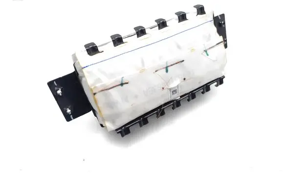 Tesla Model 3 Passenger airbag 107782400F 008P1120015 641046800C