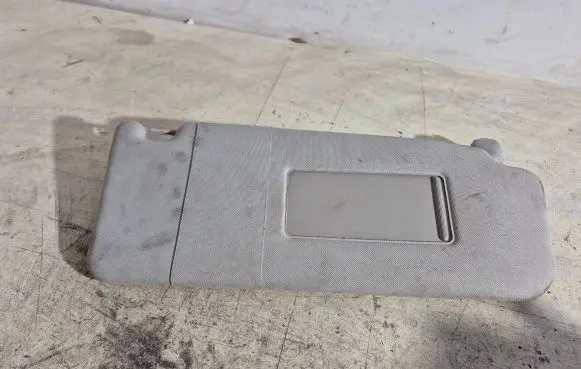 Audi A6 S6 C5 4B Sun visor 4B0857552