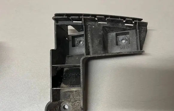 Volvo XC70 Rear bumper mounting bracket 30678651 BP3EA