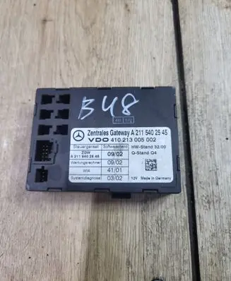 Mercedes-Benz E W211 Gateway control module A2115402545 410213005002