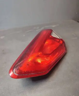 Nissan Pulsar Tailgate rear/tail lights 18066