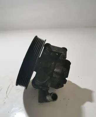 Mercedes-Benz Vito Viano W639 Power steering pump A6112300115
