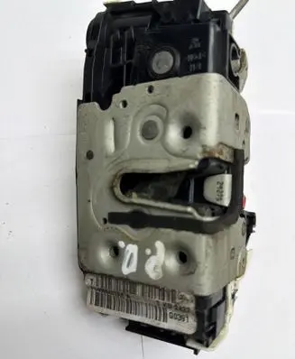 Dodge Nitro Front door lock P04589462AE