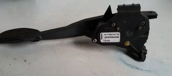 Volvo S80 Accelerator throttle pedal 30636006